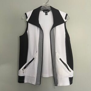 Cafe au Lait Petite Black White Colorblock Striped Zip Front Vest PM  mod sporty